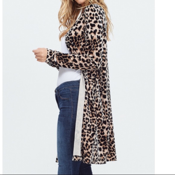 Leopard Print Velvet Cardigan - Picture 4 of 5